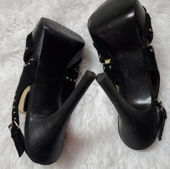 MARC FISCHER BLACK LEATHER SILVER STUDDED STILETTO - Picture 13 of 16